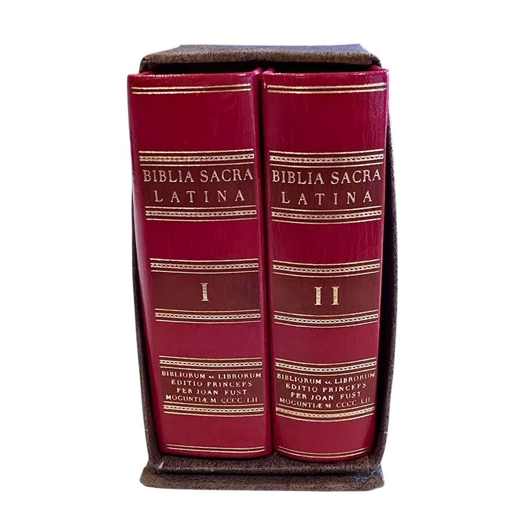 Miniature Gutenberg Bible 2 Volume Set Slipcase Gold Edges 2017 German Import